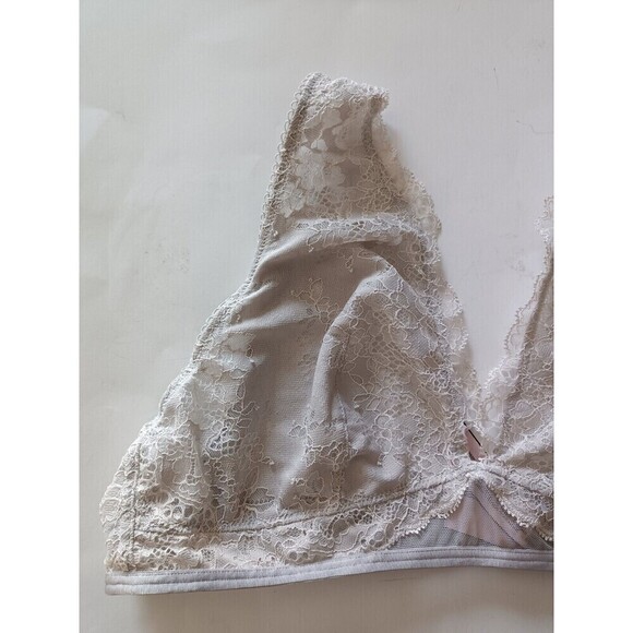 Victoria's Secret Dream Angels Bralette Bra Sz Medium Gray Unlined Lace Plunge - Picture 7 of 8